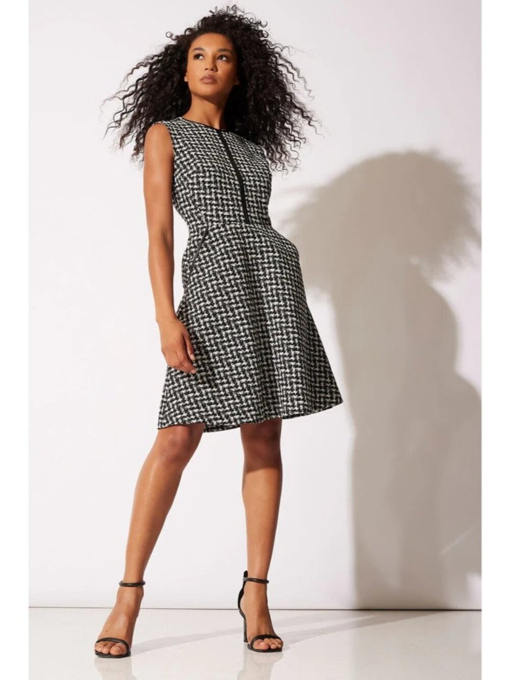 Natori Japanese Check V-Neck Dress Black White 10
